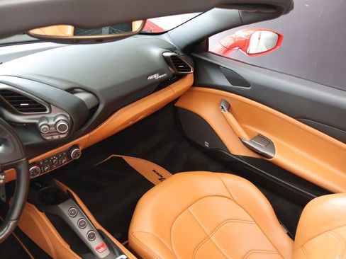 Used 2019 Ferrari 488 Spider RWD image 51