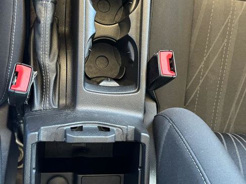 Used 2016 Ford Focus SE FWD image 22