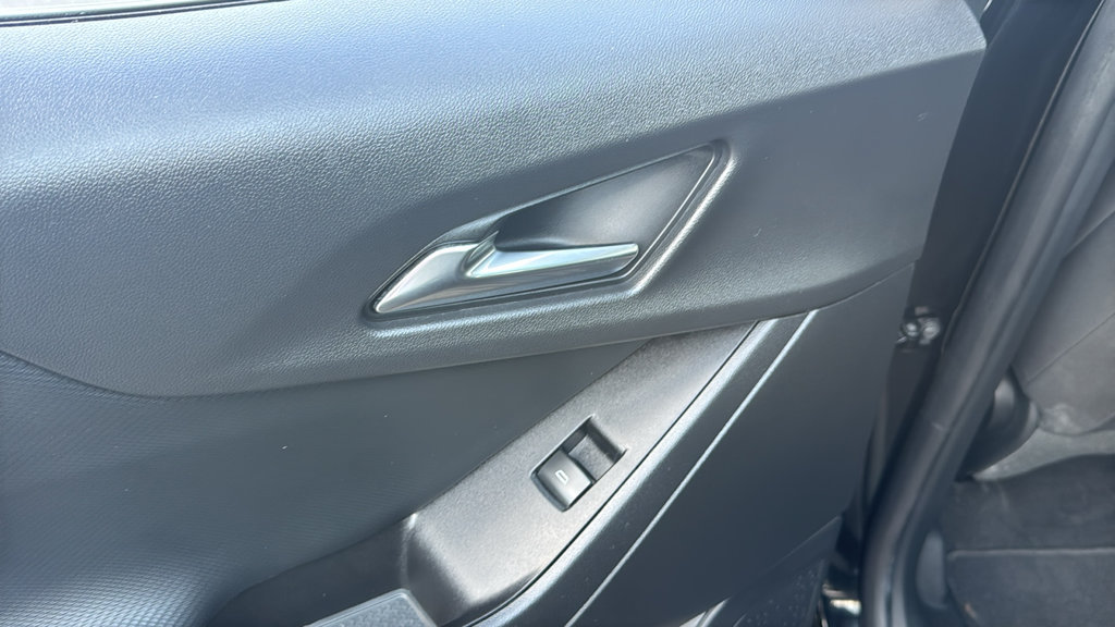 Used 2026 Chevrolet Equinox LT FWD image 26