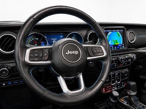 Used 2023 Jeep Wrangler Unlimited Rubicon 4xe w/ Cold Weather Group AWD/4WD image 29