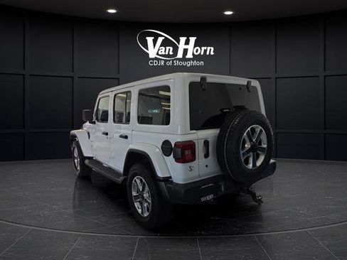Used 2020 Jeep Wrangler Unlimited Sahara AWD/4WD image 5
