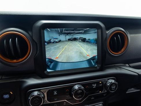 Used 2023 Jeep Gladiator Mojave image 20