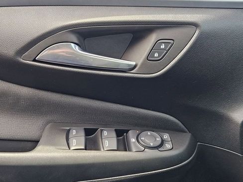 Used 2025 Buick Envista Preferred FWD image 7