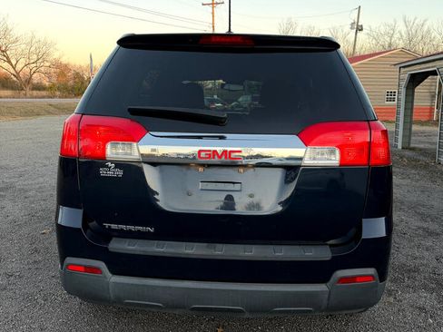 Used 2015 GMC Terrain SLE image 4