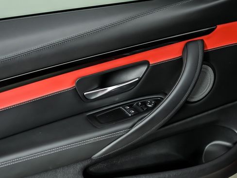 Used 2020 BMW M4 Coupe w/ Competition Package RWD image 14