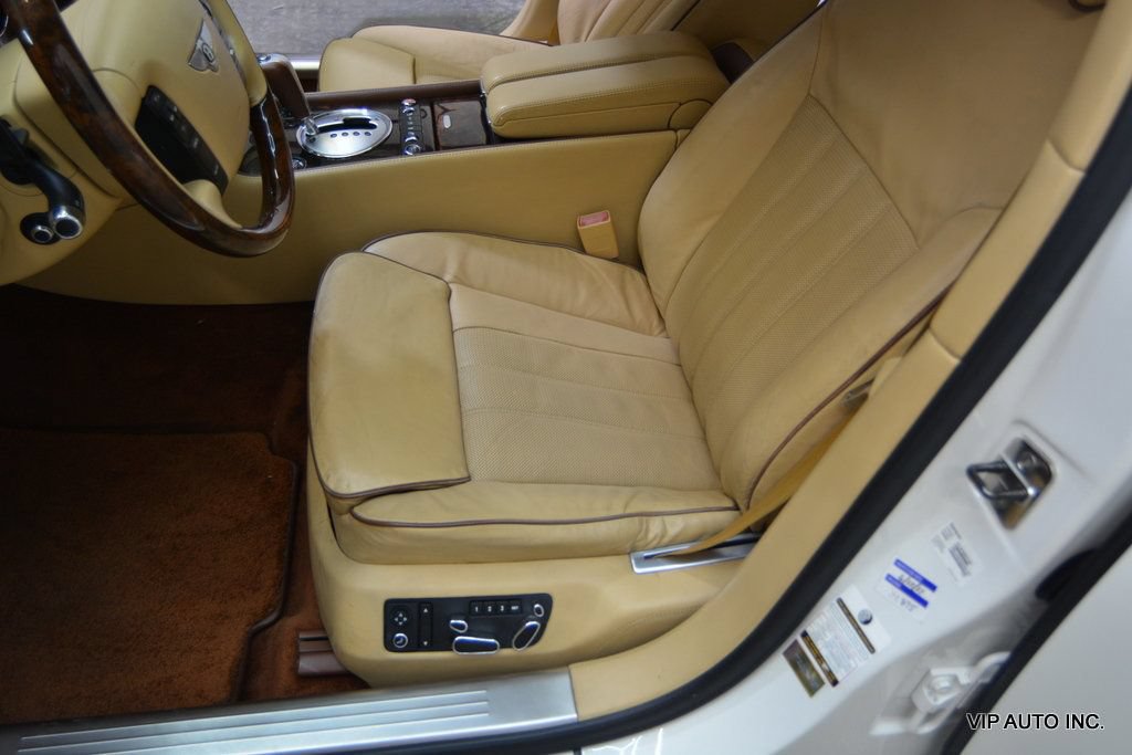 Used 2010 Bentley Flying Spur Flying Spur AWD/4WD image 25