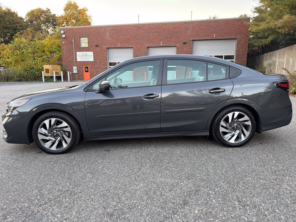 Used 2024 Subaru Legacy Limited AWD/4WD image 3