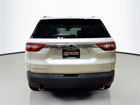 Used 2019 Chevrolet Traverse LT w/ LPO, Black Accent Package image 8