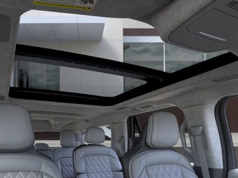 New 2026 Lincoln Navigator L Black Label AWD/4WD image 22
