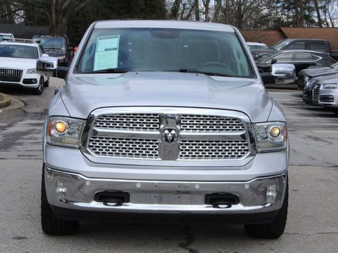 Used 2017 RAM 1500 Laramie w/ Convenience Group AWD/4WD image 2