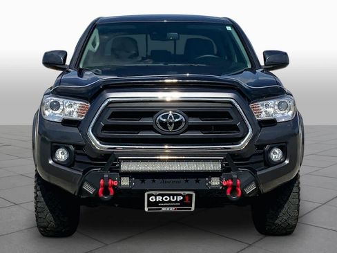Used 2023 Toyota Tacoma SR5 RWD image 4