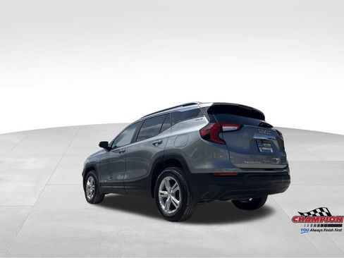 Used 2024 GMC Terrain SLE w/ Driver Convenience Package AWD/4WD image 10