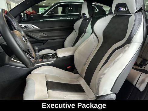 Used 2025 BMW M4 Coupe w/ Executive Package image 14