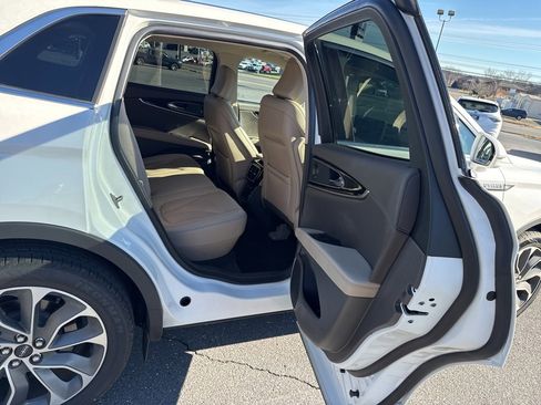 Certified 2021 Lincoln Nautilus Reserve w/ Class II Trailer Tow Package image 19