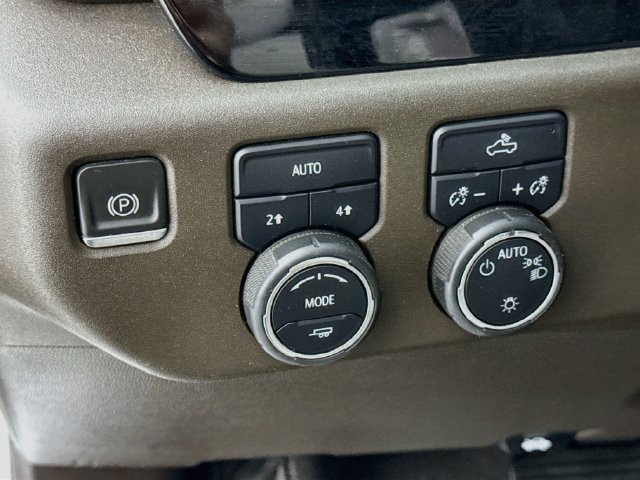 Used 2022 Chevrolet Silverado 1500 LT w/ All Star Edition Plus AWD/4WD image 10