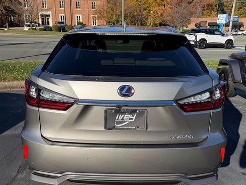 Used 2017 Lexus RX 450h AWD image 5