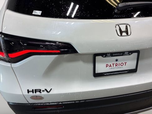 New 2026 Honda HR-V Sport image 8