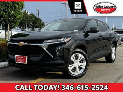 Used 2025 Chevrolet Trax LS