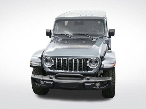 Used 2025 Jeep Wrangler Sahara 4xe image 22