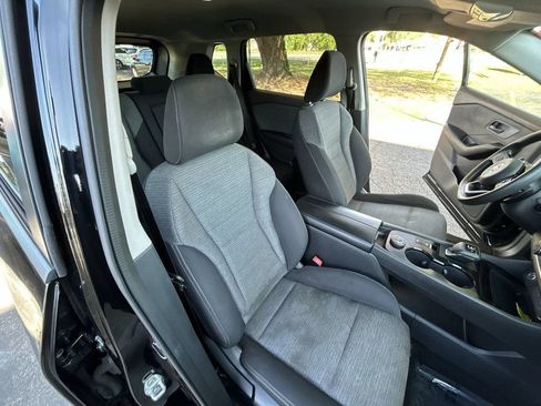 Used 2021 Nissan Rogue S AWD/4WD image 20