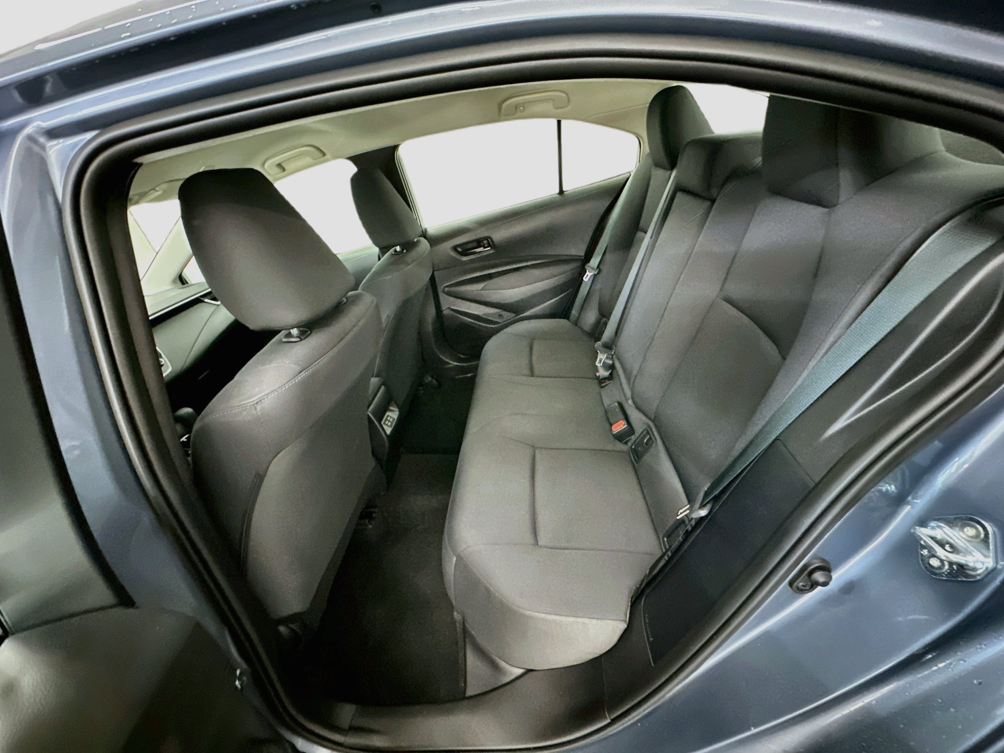 Used 2026 Toyota Corolla LE FWD image 28