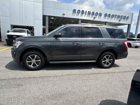 Certified 2020 Ford Expedition XLT RWD image 8
