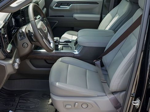 New 2026 GMC Sierra 1500 SLT image 10