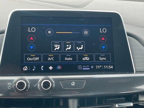 Used 2024 Cadillac CT4 Luxury image 32