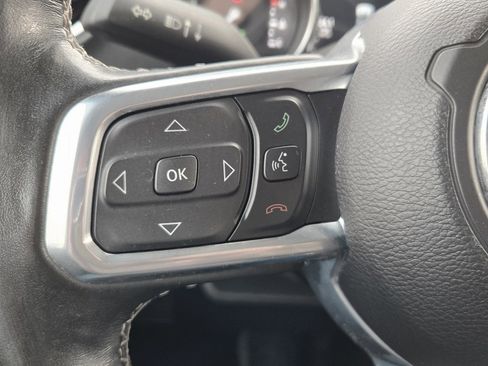 Used 2021 Jeep Wrangler Unlimited Sahara w/ Cold Weather Group image 31