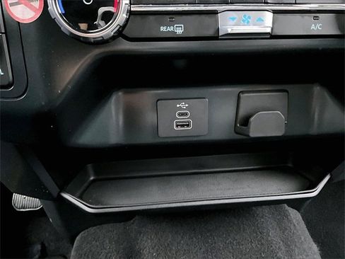 Used 2025 Ford F150 XLT w/ Equipment Group 301A Standard image 27