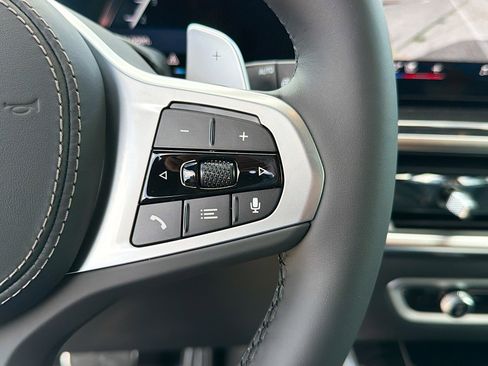 New 2026 BMW X5 xDrive40i w/ M Sport Package image 39