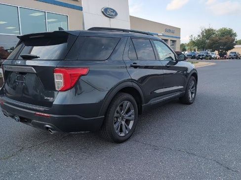 Certified 2023 Ford Explorer XLT w/ Equipment Group 202A AWD/4WD image 5