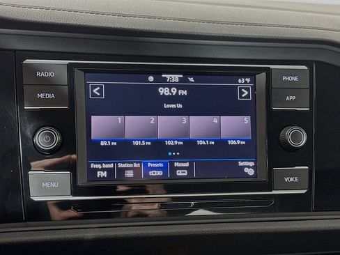 Used 2024 Volkswagen Jetta S image 14