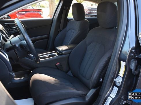 Used 2015 Chrysler 200 Limited w/ Convenience Group image 16