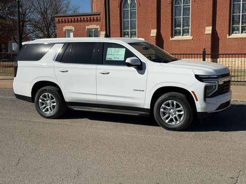 New 2026 Chevrolet Tahoe LS image 2