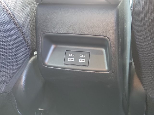Used 2025 Toyota Corolla SE FWD image 6