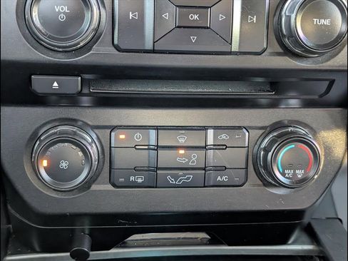 Used 2017 Ford F150 XLT w/ Equipment Group 301A Mid image 16