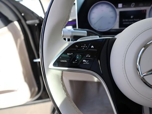 New 2026 Mercedes-Benz S 580 4MATIC Sedan image 32