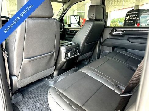 Used 2024 Chevrolet Silverado 2500 LTZ w/ LTZ Plus Package AWD/4WD image 19