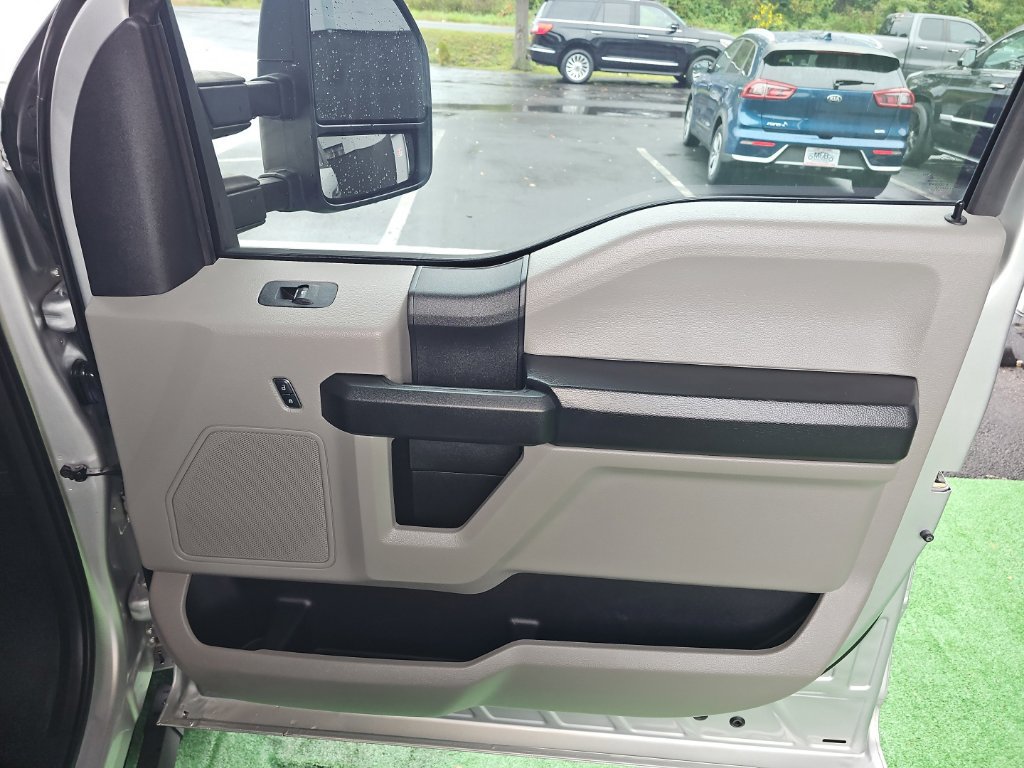 Used 2018 Ford F350 XL w/ Power Equipment Group AWD/4WD image 40