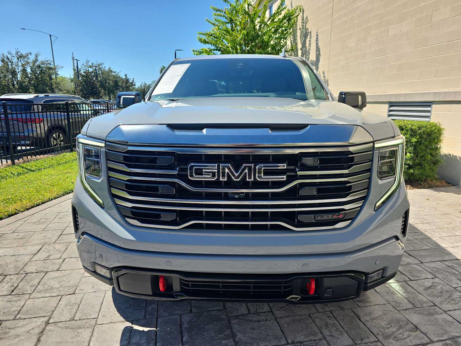 Used 2024 GMC Sierra 1500 AT4 w/ Technology Package AWD/4WD image 2