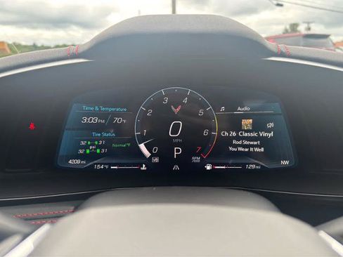 Used 2024 Chevrolet Corvette Stingray Coupe w/ 1LT RWD image 22