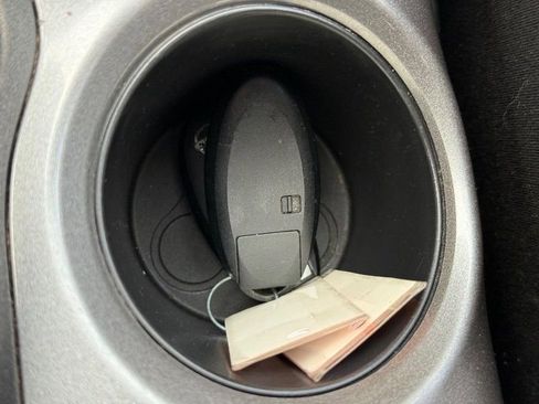 Used 2017 Nissan Juke SV image 30