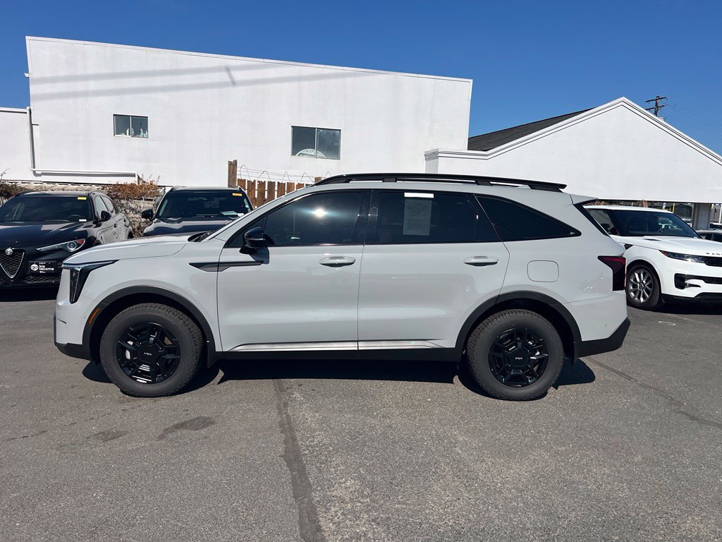 Certified 2024 Kia Sorento SX Prestige w/ Olive Brown Leather Package AWD/4WD image 4