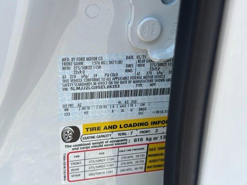 New 2025 Lincoln Navigator Reserve w/ Jet Appearance Package image 27