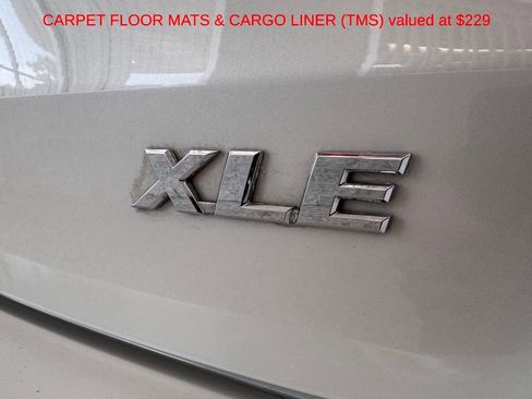 Used 2018 Toyota Highlander XLE FWD image 8