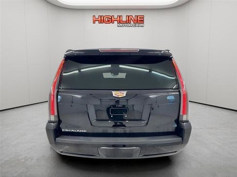 Used 2020 Cadillac Escalade ESV Luxury w/ Escalade Sport Edition RWD image 5