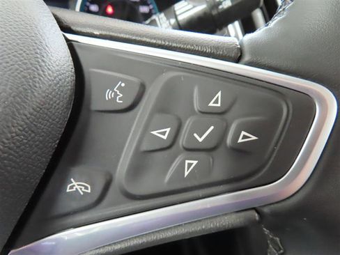 Used 2023 Chevrolet Equinox LT w/ Driver Convenience Package AWD/4WD image 23