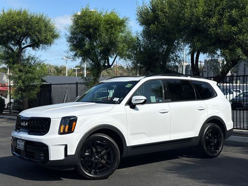Used 2024 Kia Telluride SX Prestige X-Line AWD/4WD image 2