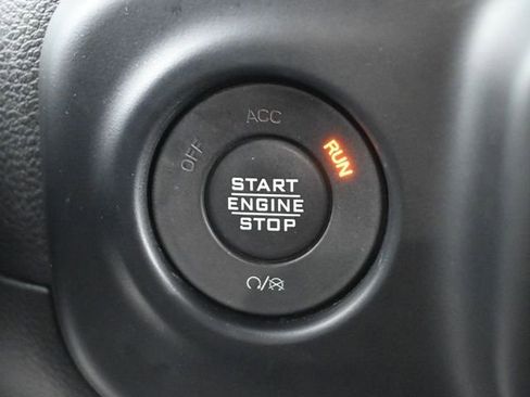 Used 2023 Jeep Wrangler Unlimited Sahara w/ Cold Weather Group image 35